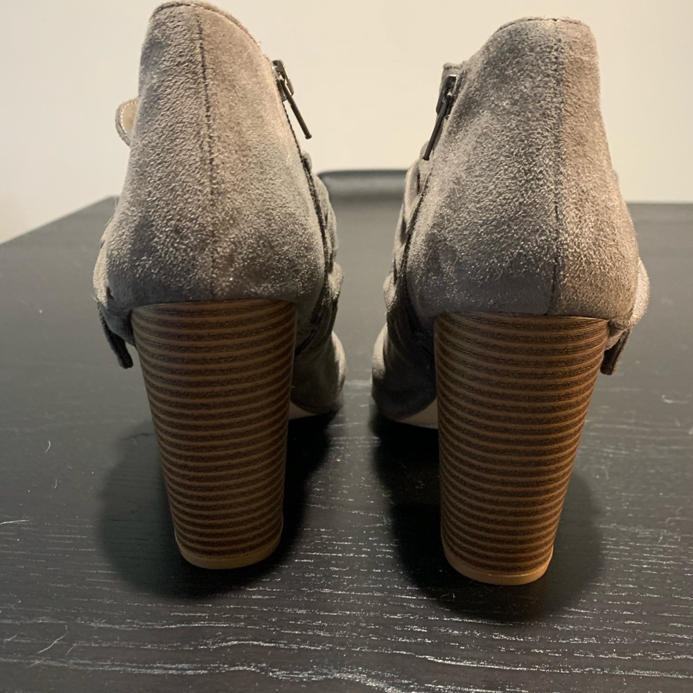 Booties - Picture 4 of 4